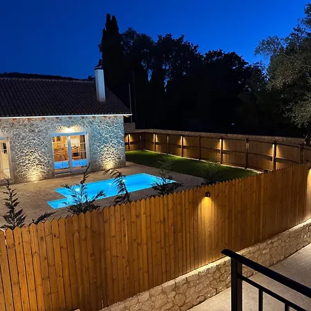 Villa Newly Built Stone With Private Swimming Pools And Gardens - The Four Counts *