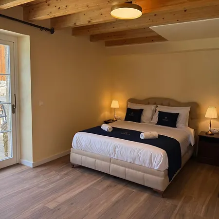Newly Built Stone With Private Swimming Pools And Gardens - The Four Counts Villa