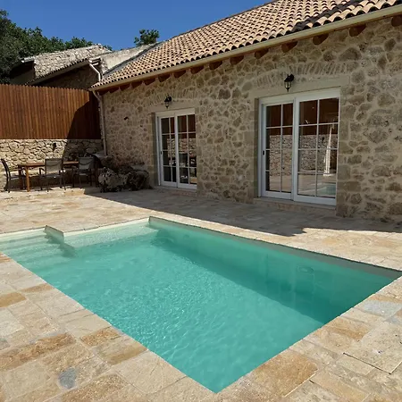 Villa Newly Built Stone With Private Swimming Pools And Gardens - The Four Counts Liapades