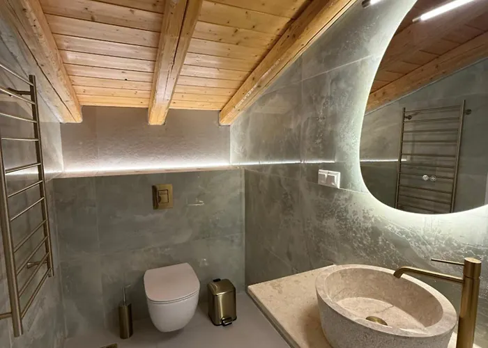Villa Newly Built Stone With Private Swimming Pools And Gardens - The Four Counts *